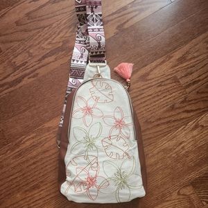 Moana disney parks spotlight crossbody bag